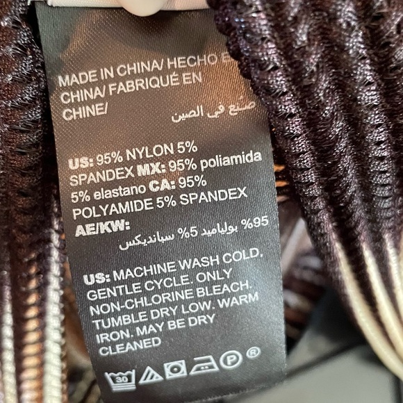 Chico's Travelers 3/4 Sleeve Waterfall Hem Open Weave Open Front Cardigan - Picture 11 of 11